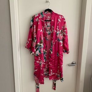 Kimono robe